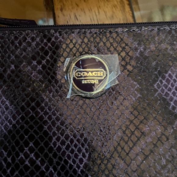 COACH Purple Snakeskin Embossed Leather Tech Ipad Tablet Zip Pouch Bag - Picture 2 of 7